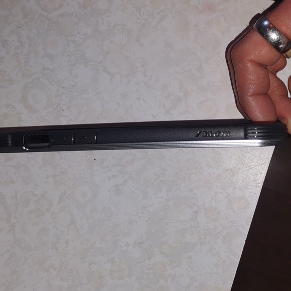 Iphone 12/pro max case's Raptic Lux & Onn brand - Picture 7 of 8